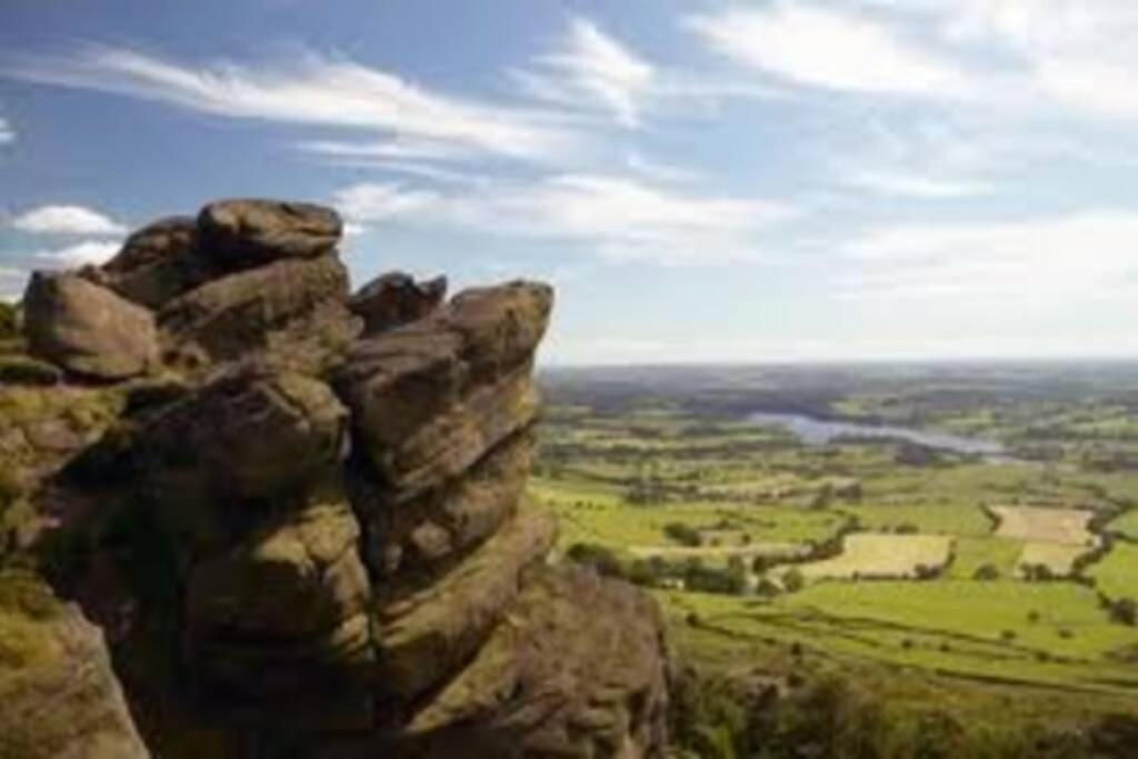 فيلا لييكفي Stunning Secluded Peak District Luxurious Barn المظهر الخارجي الصورة